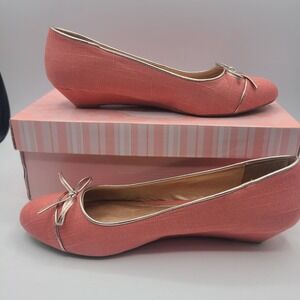 Dress Barn Coral "Rose" Slip On Flats Women's Size 9 Shoes Brand New